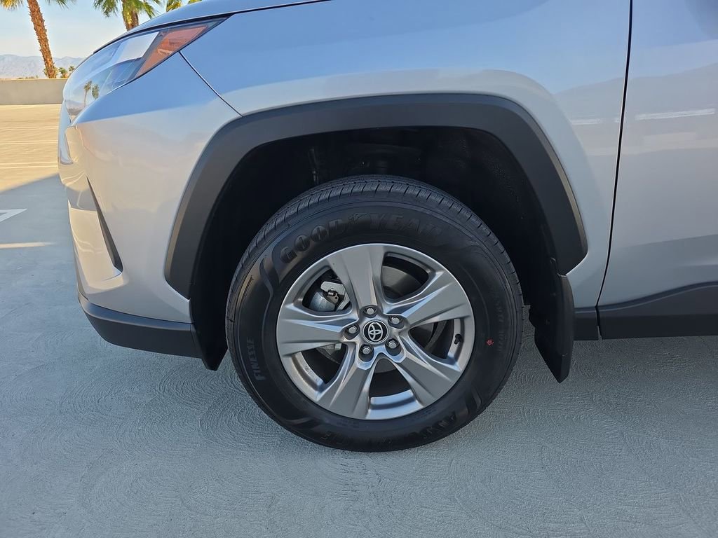 Used 2024 Toyota RAV4 XLE AWD/4WD image 34