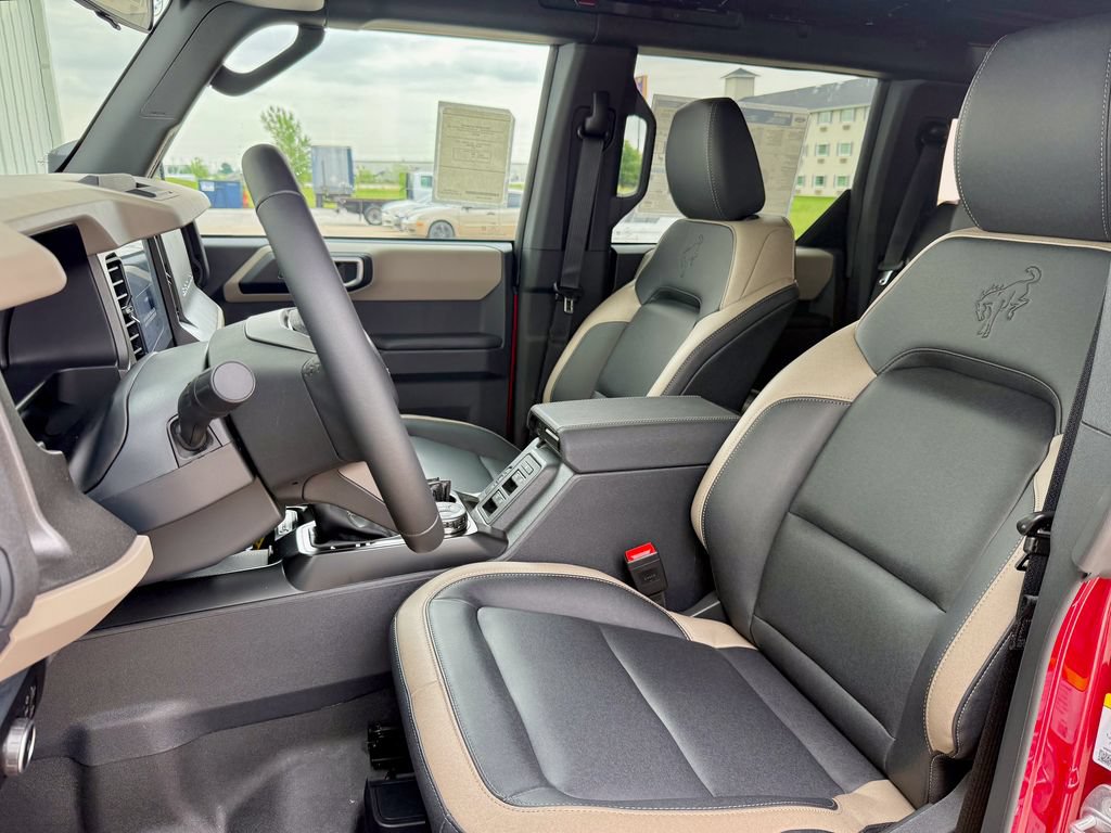 New 2026 Ford Bronco Big Bend w/ Black Diamond Package AWD/4WD image 11