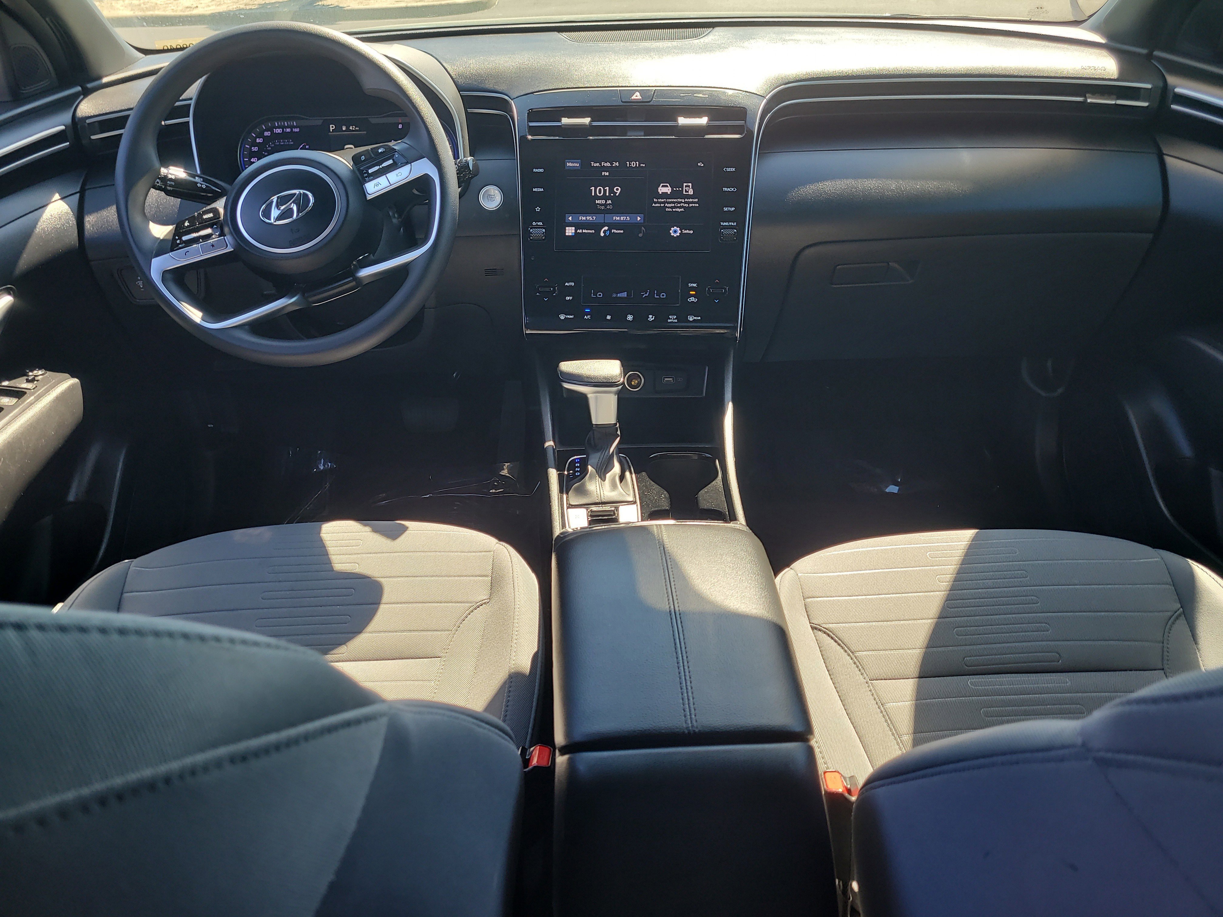 Used 2024 Hyundai Santa Cruz SEL image 15