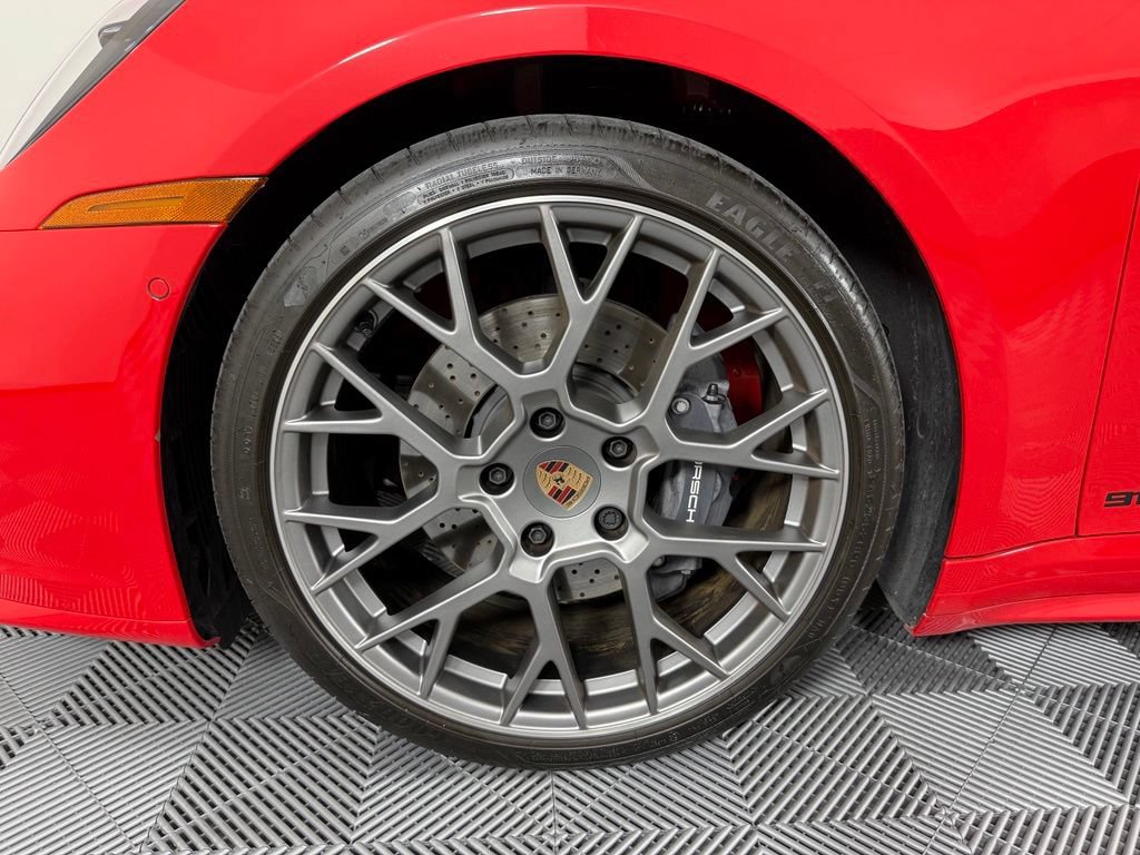 Certified 2026 Porsche 911 Carrera RWD image 15