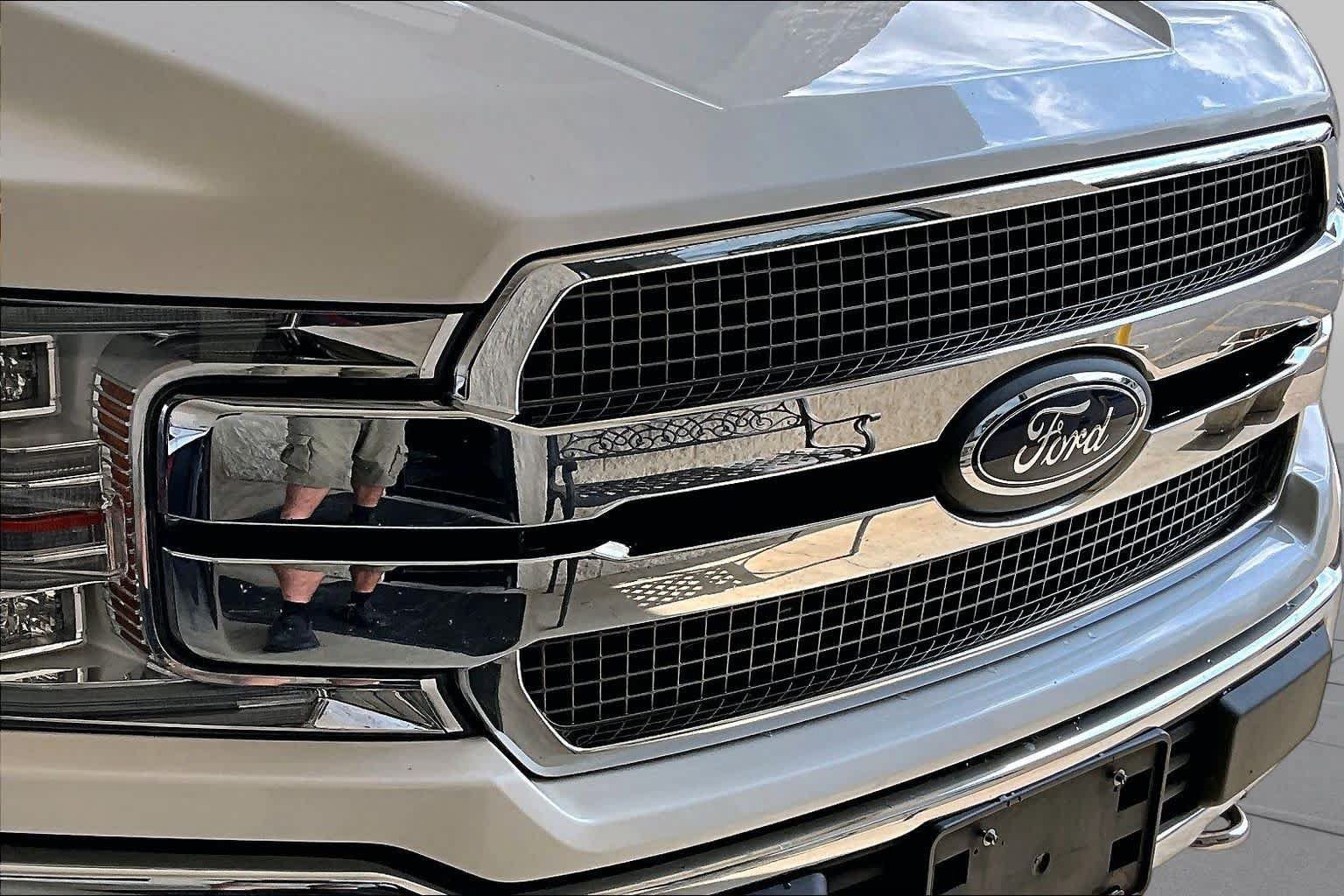 Used 2018 Ford F150 King Ranch w/ Equipment Group 601A Luxury AWD/4WD image 30