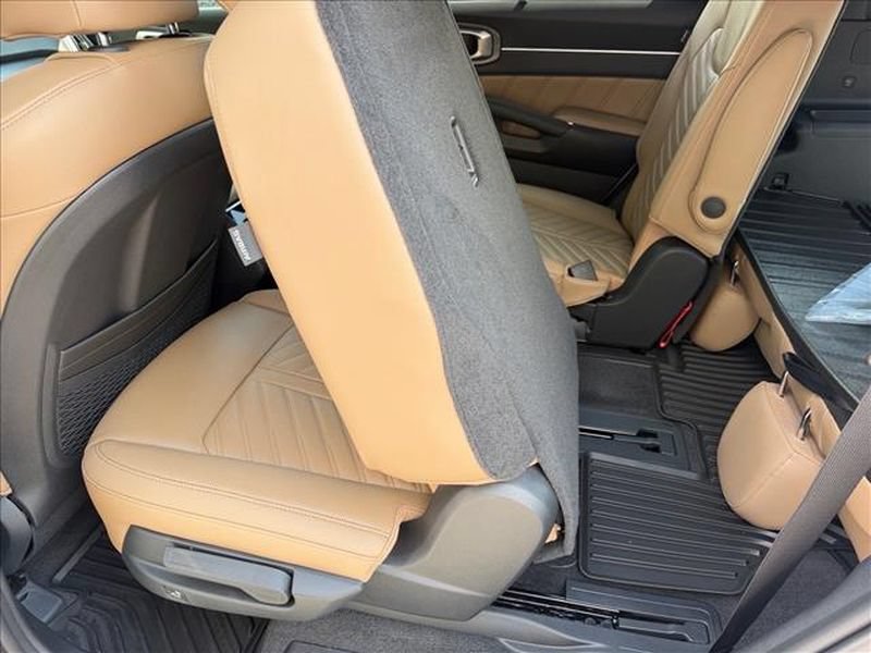 New 2026 Kia Sorento SX Prestige w/ Olive Brown Leather Package AWD/4WD image 16