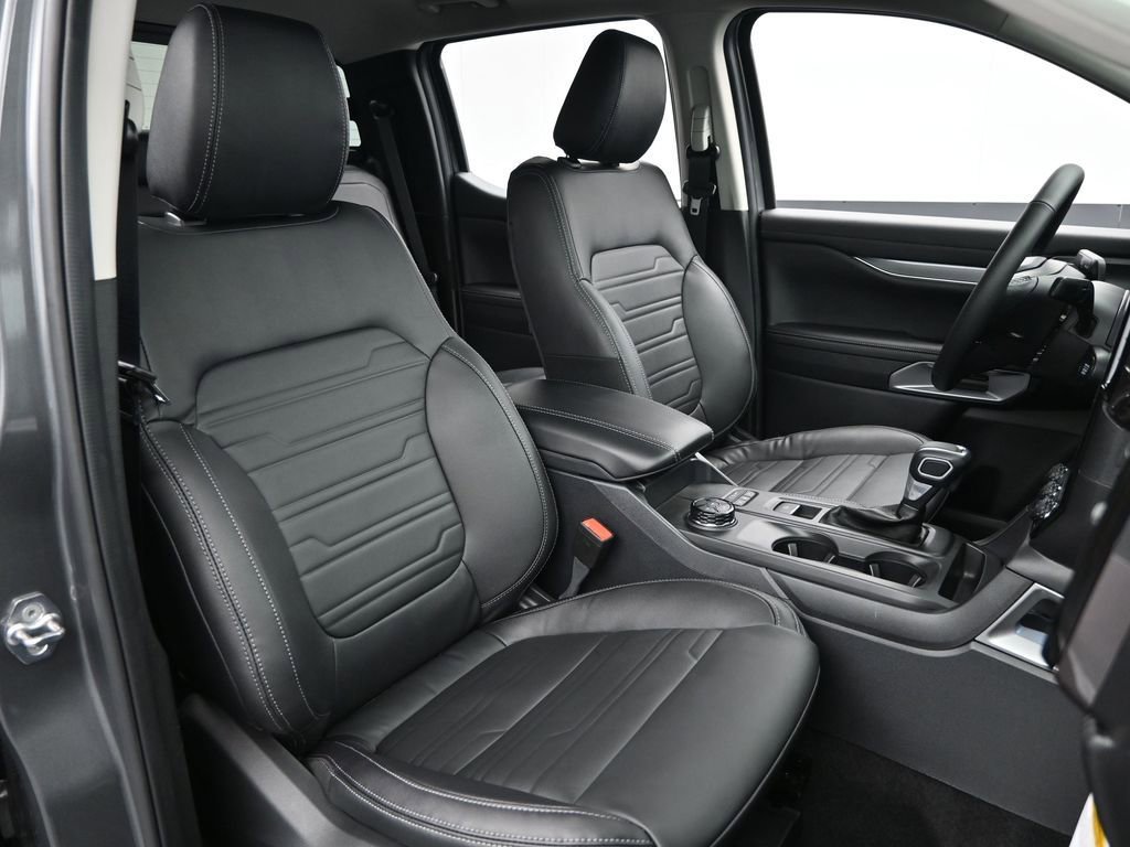 New 2025 Ford Ranger Lariat w/ FX4 Off-Road Package AWD/4WD image 34