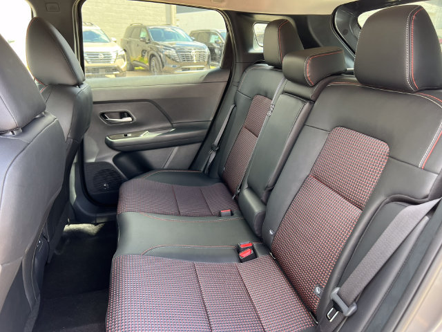 Used 2026 Nissan Kicks SR w/ Cold Weather Package AWD/4WD image 5