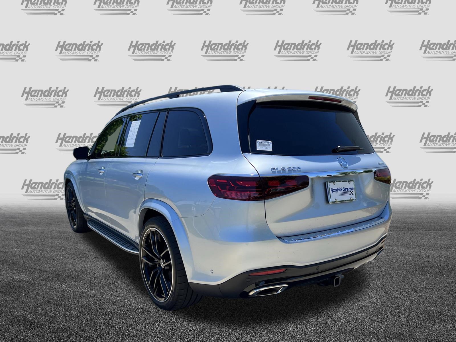 Used 2026 Mercedes-Benz GLS 580 4MATIC image 7