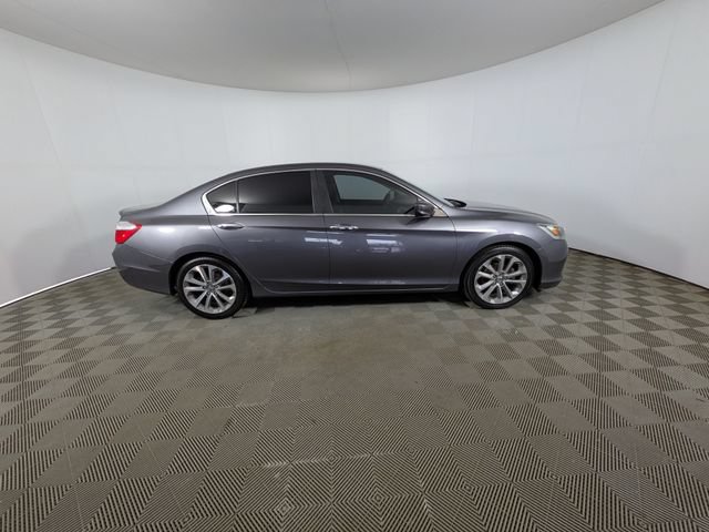 Used 2013 Honda Accord Sport image 2