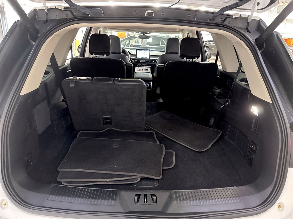 Used 2022 Lincoln Aviator AWD w/ Premium Package image 28