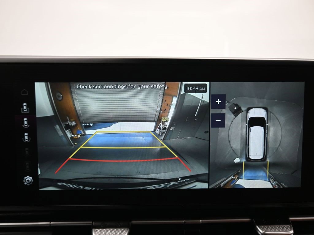 Used 2024 Kia Carnival SX Prestige image 20