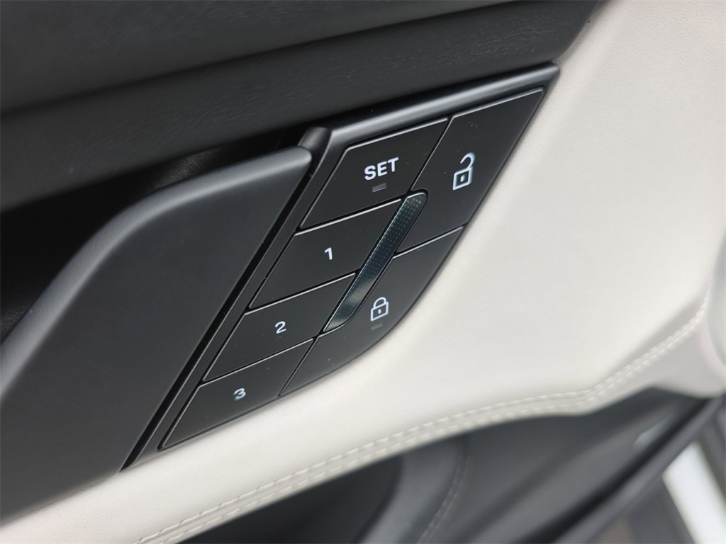 Certified 2023 Porsche Taycan 4S image 26