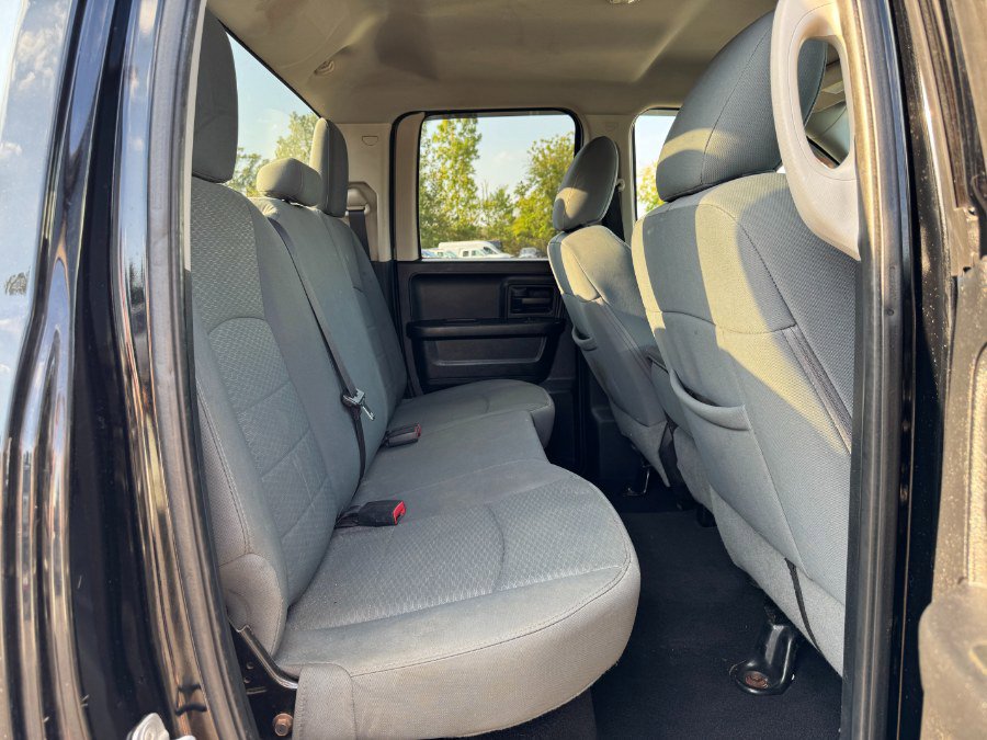 Used 2014 RAM 1500 ST w/ SXT Appearance Group image 17