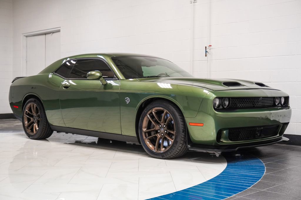 Used 2023 Dodge Challenger SRT Hellcat w/ Driver Convenience Group RWD image 5