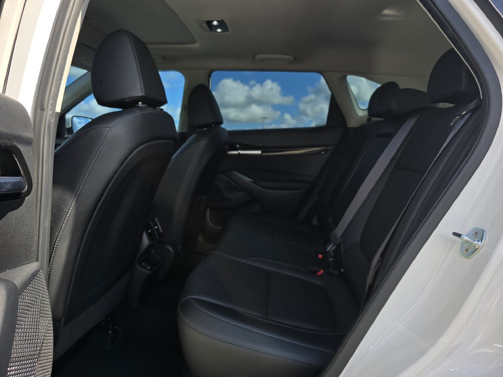 Used 2024 Kia Seltos EX AWD/4WD image 15