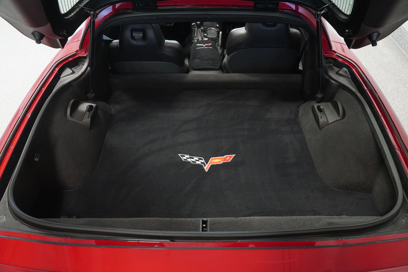 Used 2012 Chevrolet Corvette Coupe RWD image 30