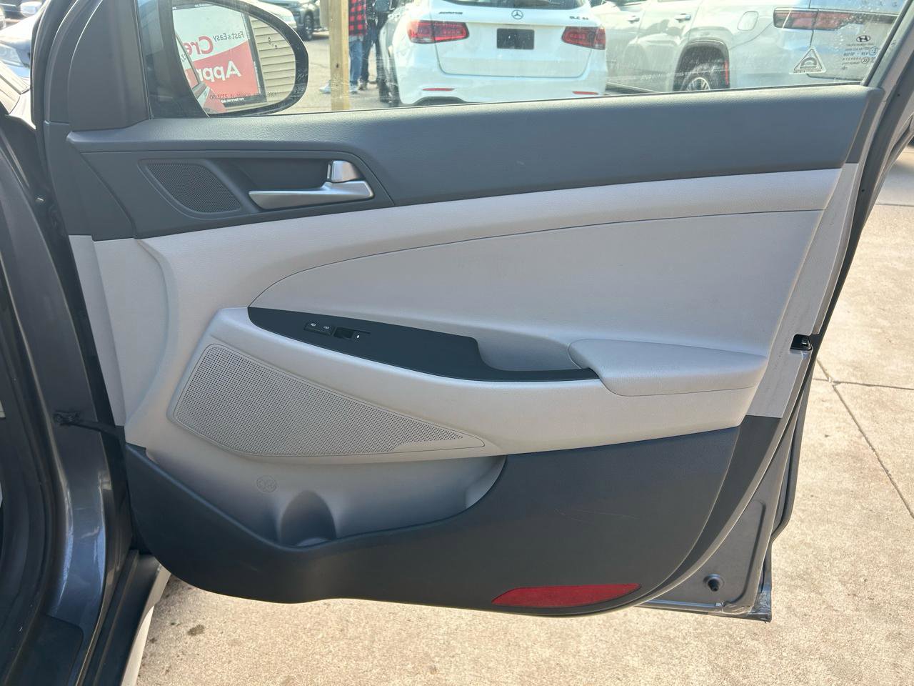 Used 2017 Hyundai Tucson Sport w/ Cargo Package image 16