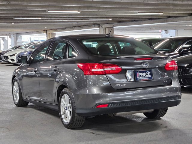 Used 2017 Ford Focus SE image 8