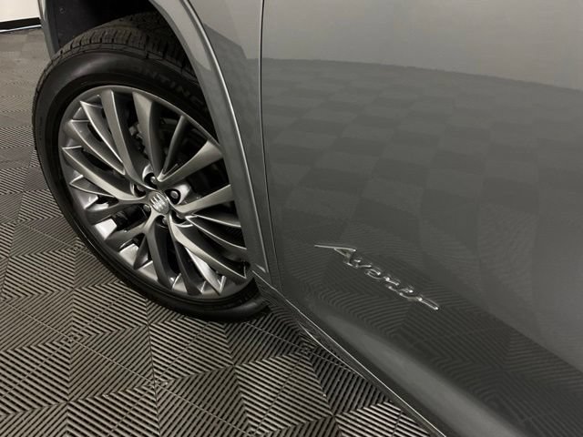 Used 2025 Buick Enclave Avenir w/ Super Cruise Package AWD/4WD image 44