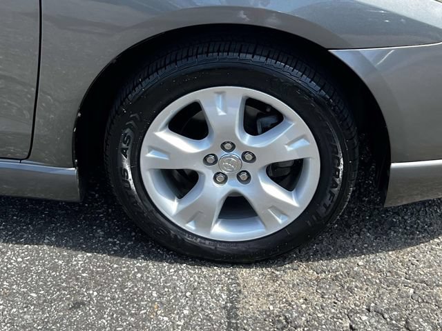 Used 2007 Toyota Matrix XR w/ Extra Value Pkg 2 FWD image 8