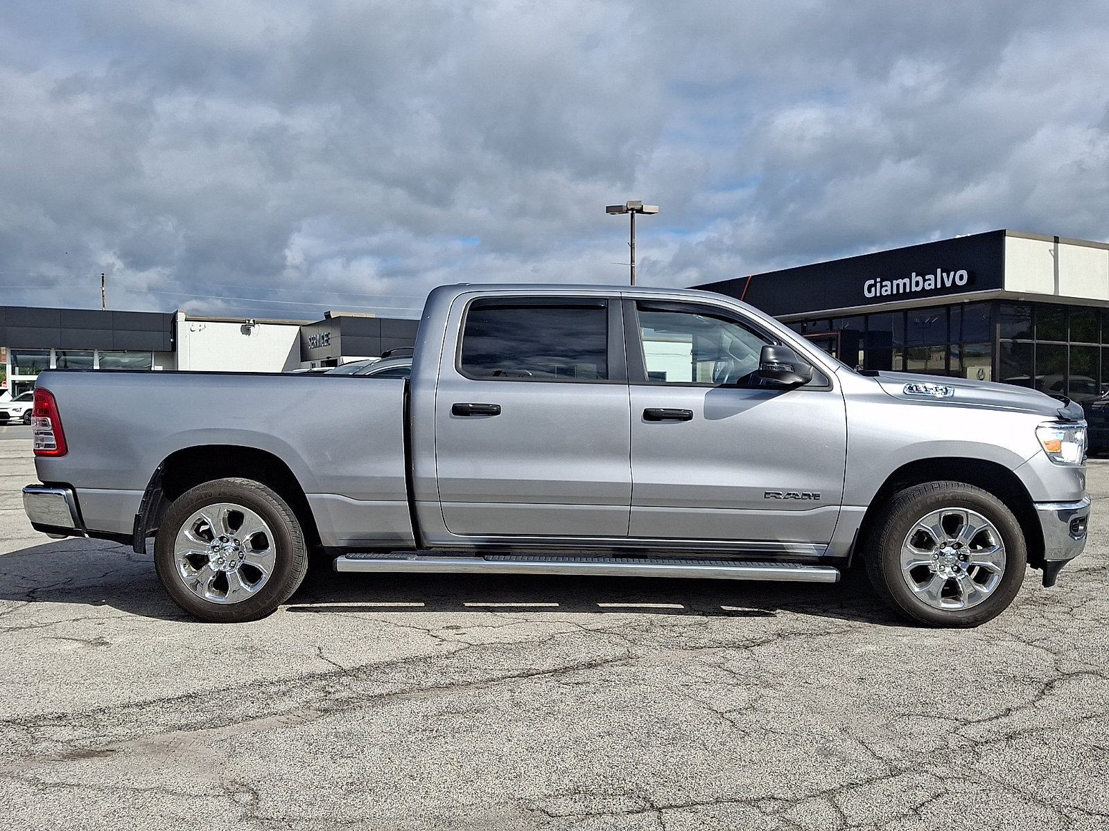 Used 2023 RAM 1500 Big Horn AWD/4WD image 7