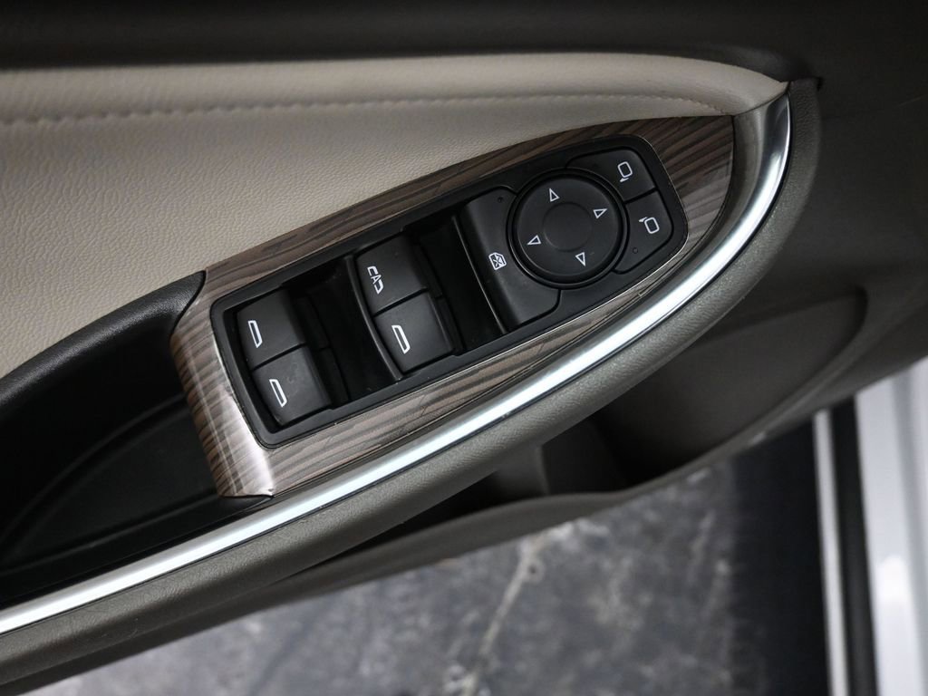 Used 2024 Chevrolet Malibu LT image 29