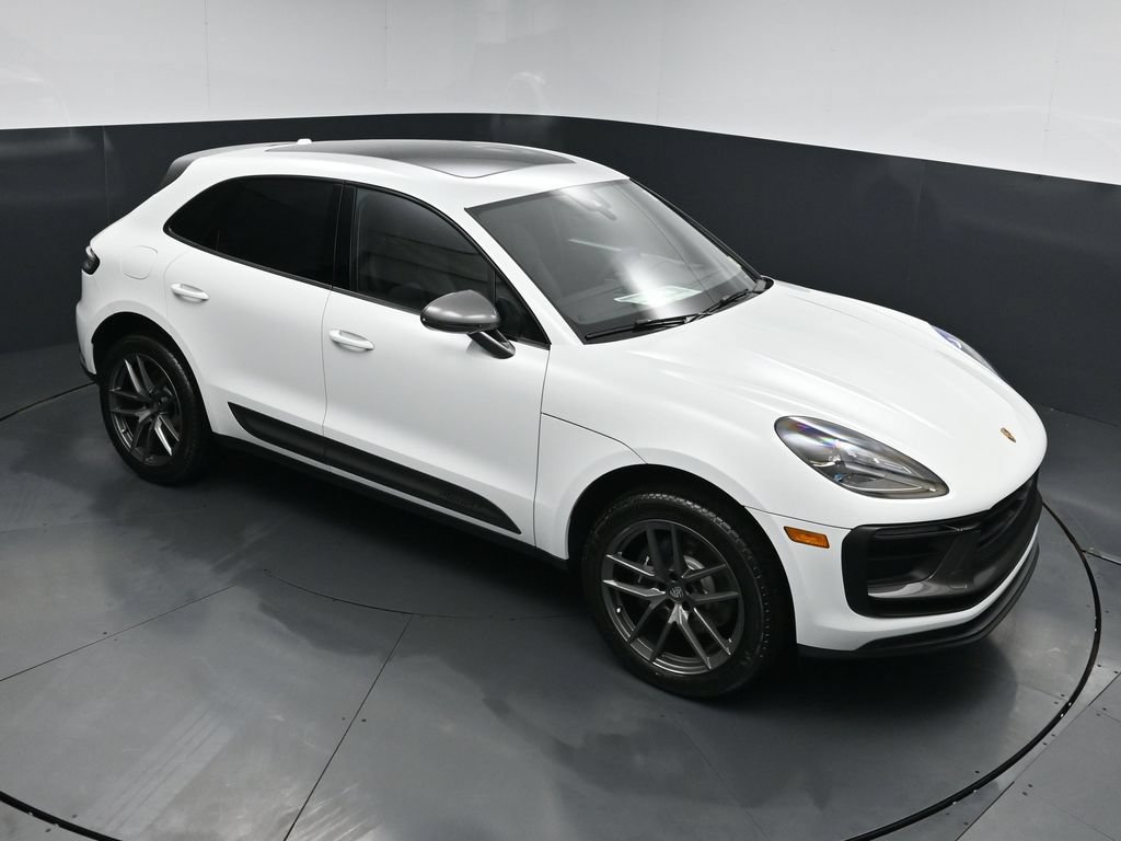 New 2026 Porsche Macan Turbo AWD/4WD image 18