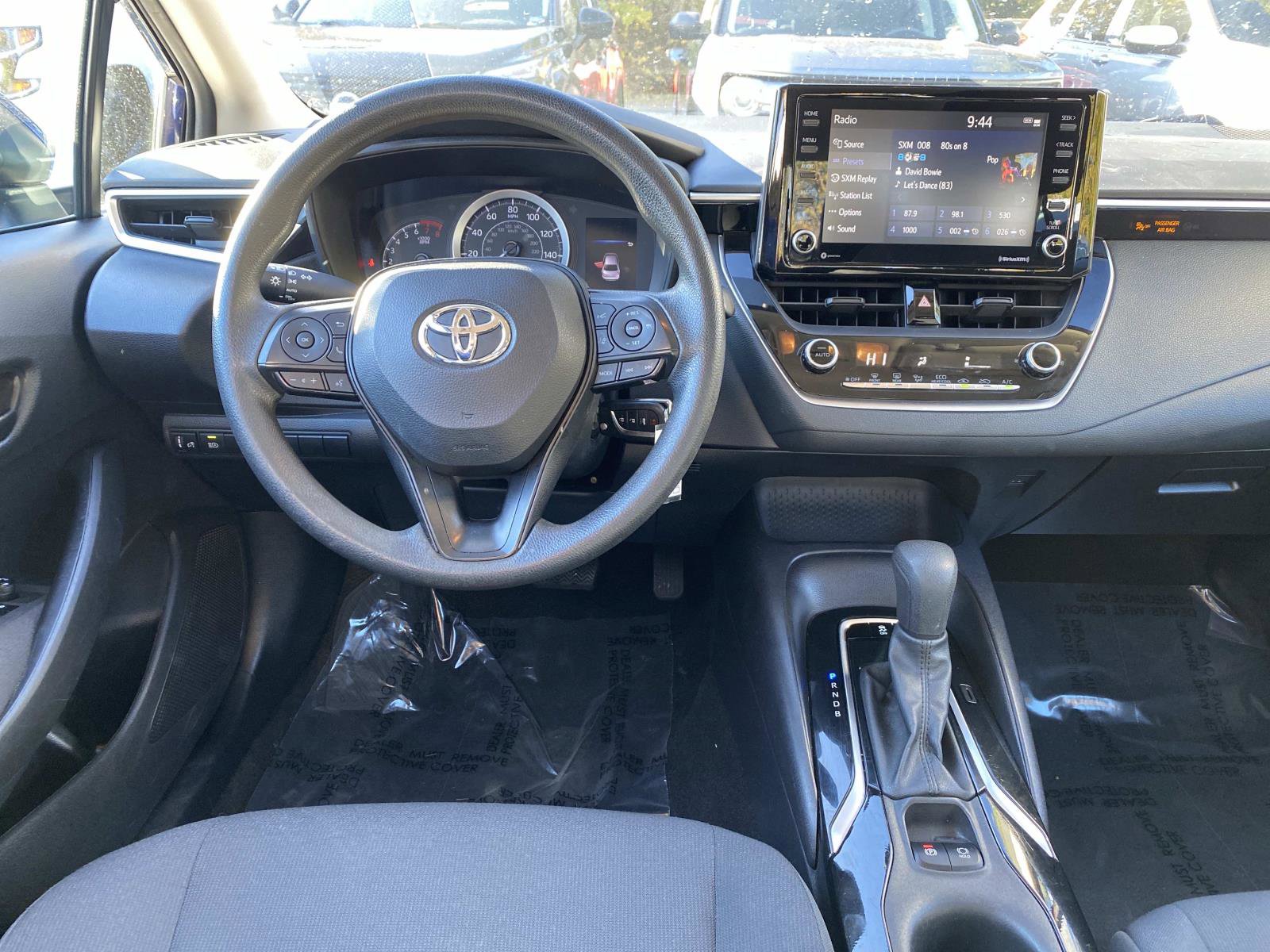 Used 2022 Toyota Corolla LE image 10