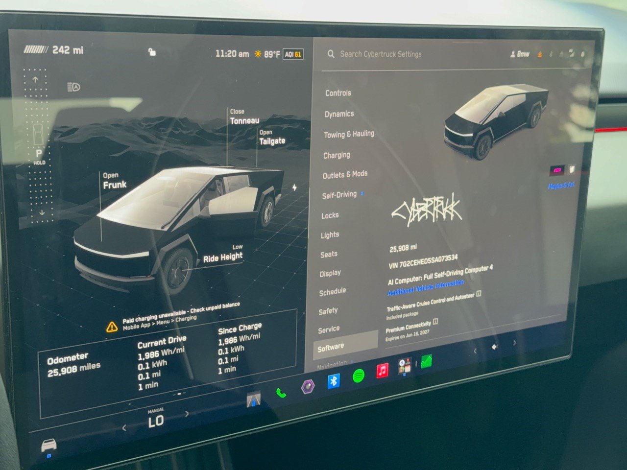 Used 2025 Tesla Cybertruck AWD Crew Cab image 23