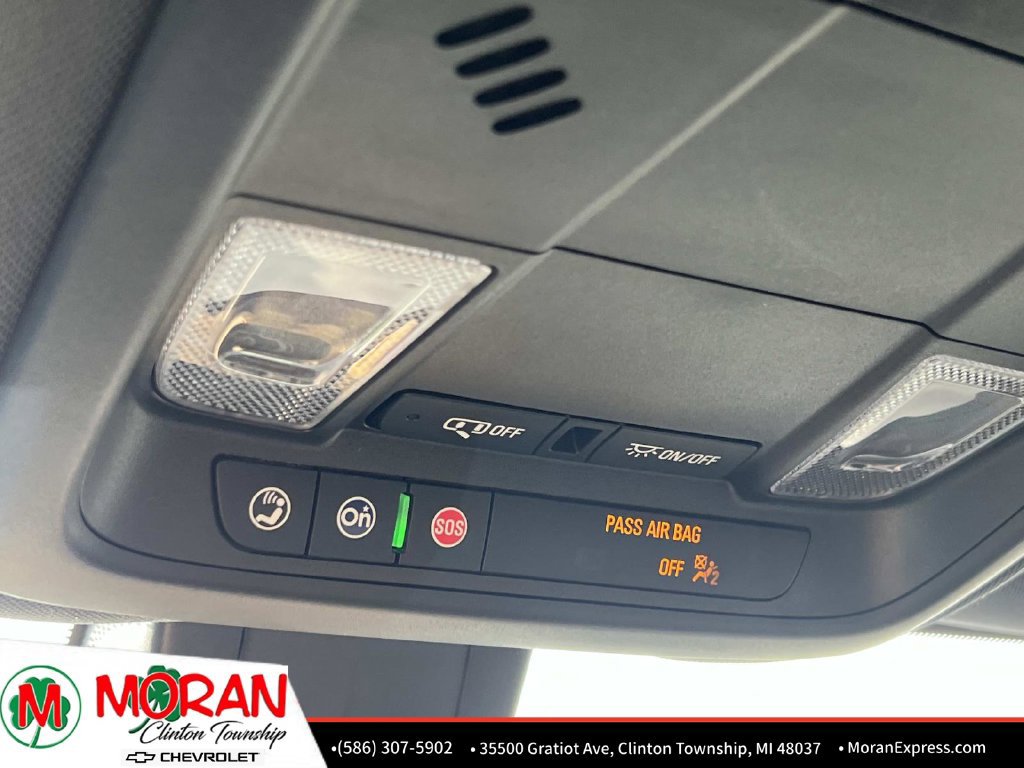 Used 2023 Chevrolet Equinox RS FWD image 28