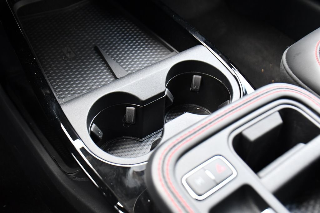 Used 2025 Ford Mustang Mach-E Premium w/ Sport Appearance Package image 31