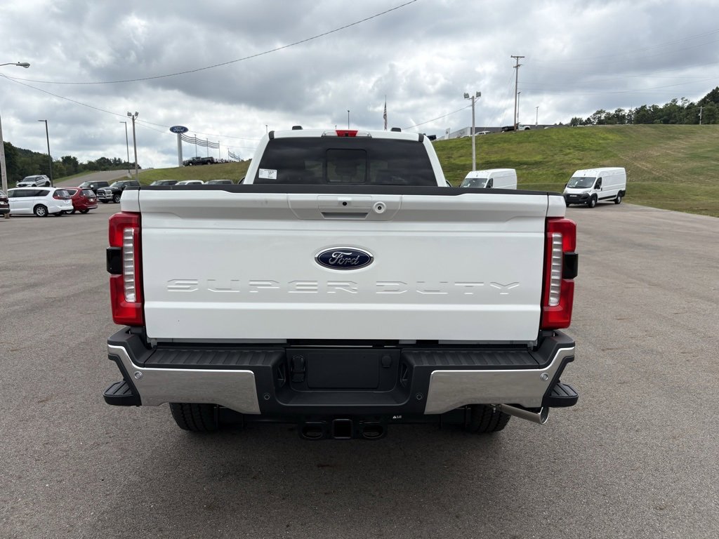New 2026 Ford F350 Lariat w/ Lariat Premium Package image 4
