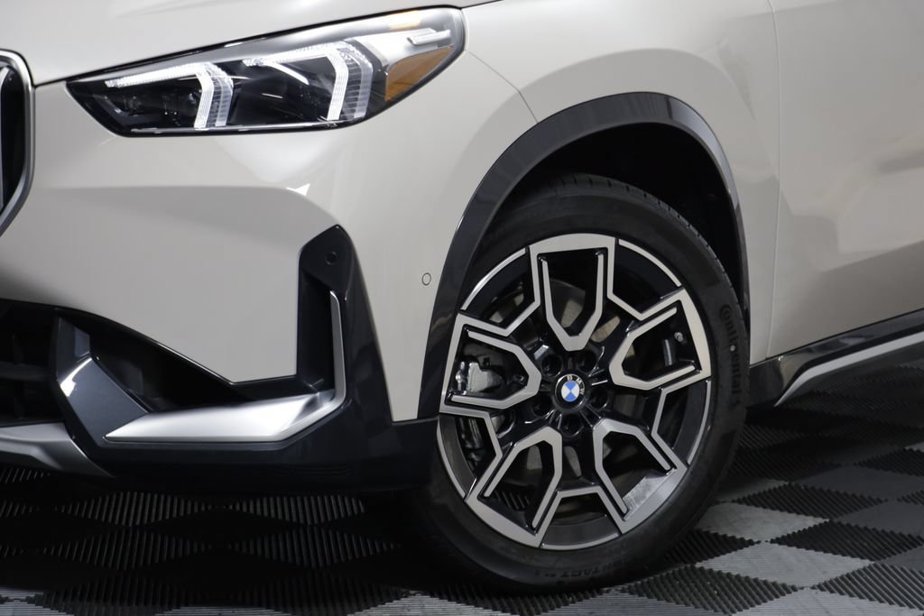 New 2026 BMW X1 xDrive28i w/ Convenience Package AWD/4WD image 4