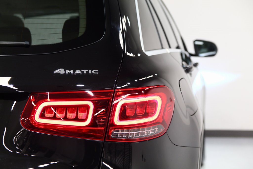 Used 2020 Mercedes-Benz GLC 300 4MATIC image 12