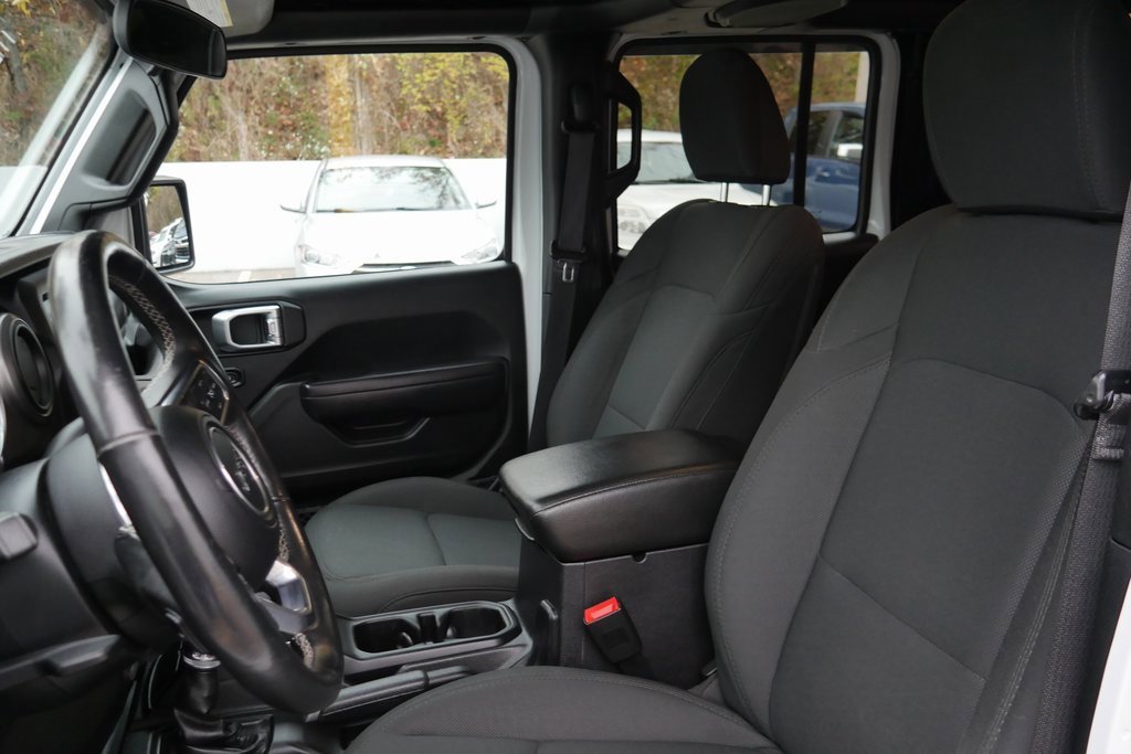 Used 2020 Jeep Gladiator Sport w/ Quick Order Package 24S image 9