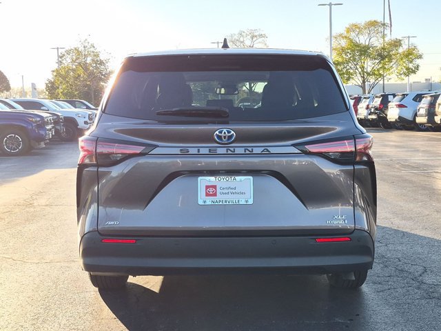 Certified 2021 Toyota Sienna XLE AWD/4WD image 7