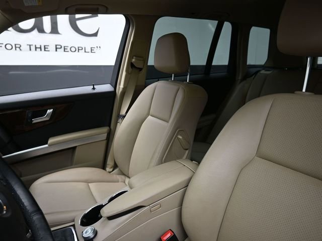 Used 2012 Mercedes-Benz GLK 350 4MATIC image 16