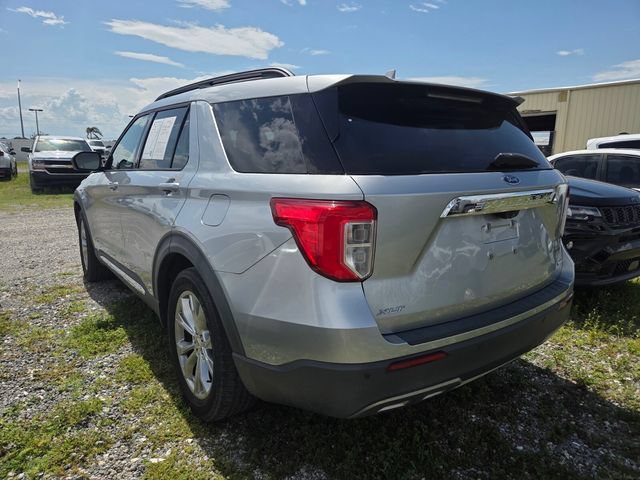 Used 2020 Ford Explorer XLT w/ Equipment Group 202A RWD image 4