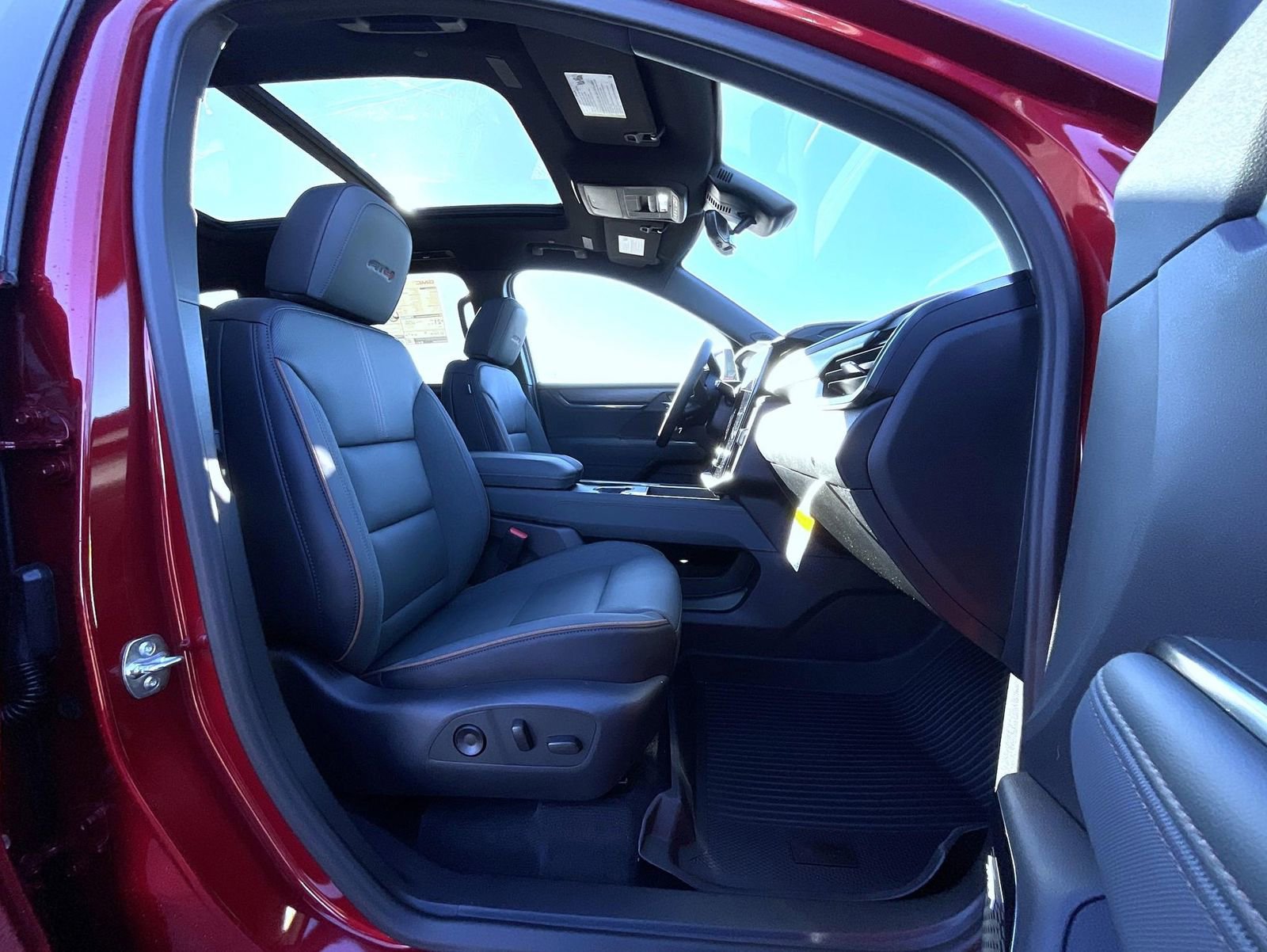 New 2026 GMC Acadia AT4 w/ Luxury Package image 15