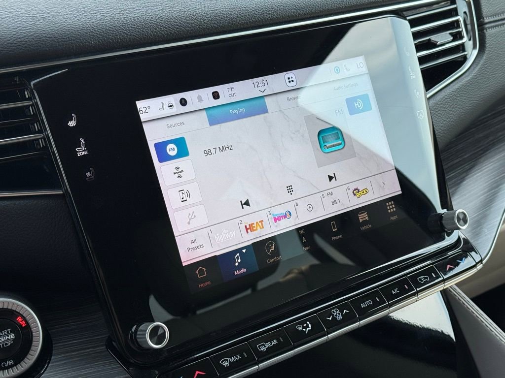 Used 2024 Jeep Wagoneer Series II w/ Flexible Seating Group image 29