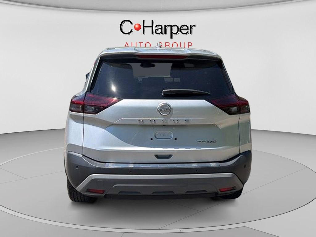 Used 2023 Nissan Rogue SV AWD/4WD image 3