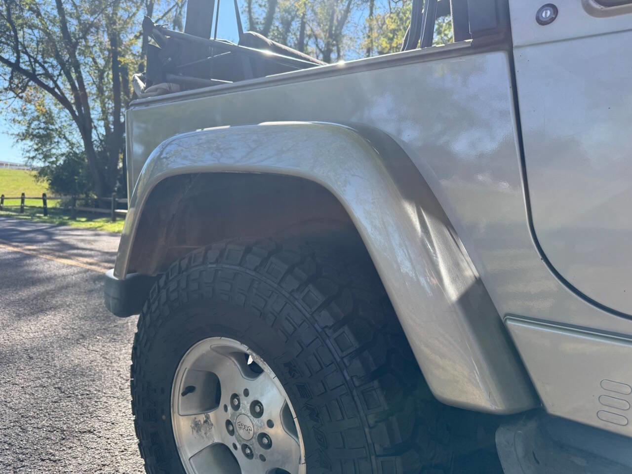 Used 2001 Jeep Wrangler Sport image 46