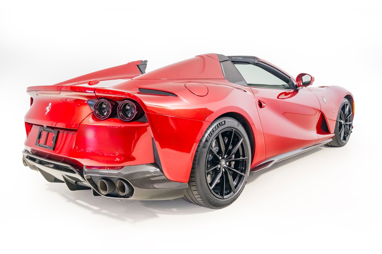 Used 2021 Ferrari 812 GTS image 19