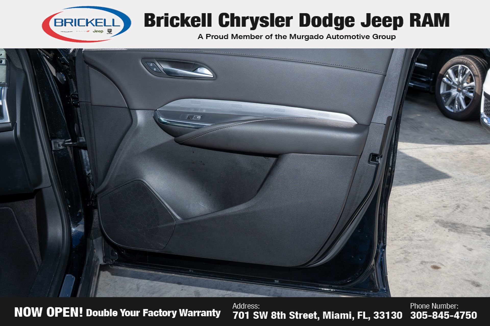 Used 2025 Cadillac XT4 Premium Luxury FWD image 13