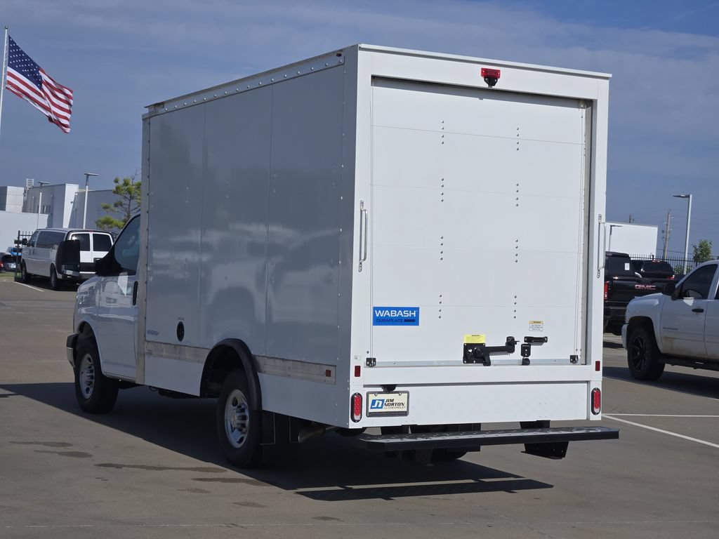 New 2024 Chevrolet Express 3500 w/ Power Convenience Package RWD video 3
