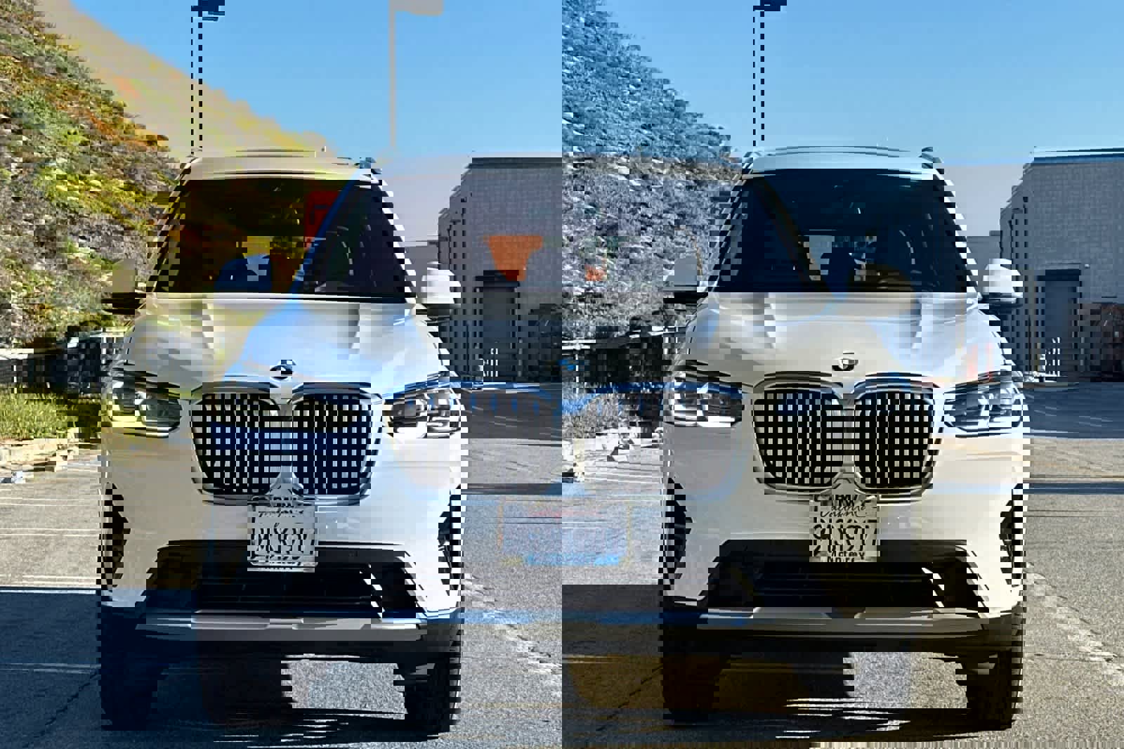 Used 2024 BMW X3 xDrive30i w/ Premium Package w/ZPA image 10