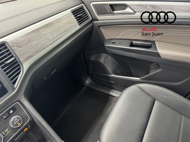 Used 2021 Volkswagen Atlas Cross Sport SE image 30