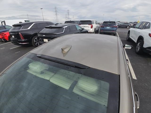 Used 2020 Chevrolet Malibu LT FWD image 20