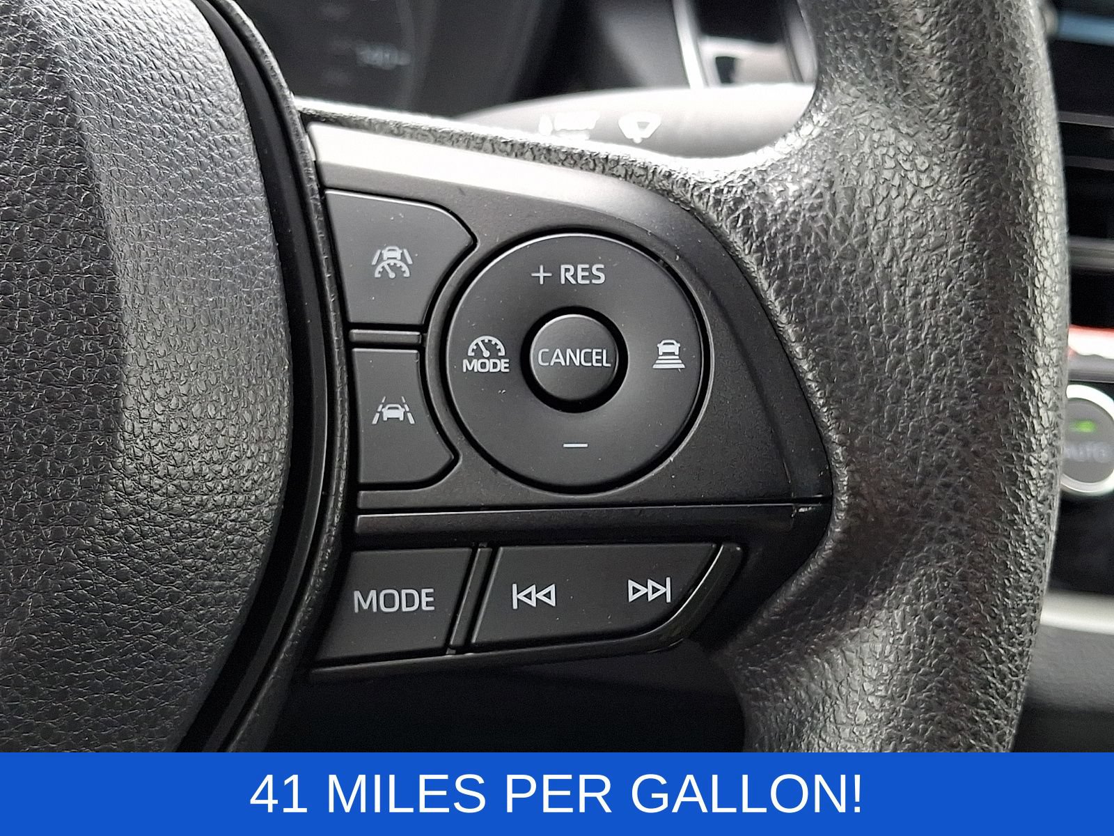 Used 2023 Toyota Corolla LE w/ LE Convenience Package FWD image 23
