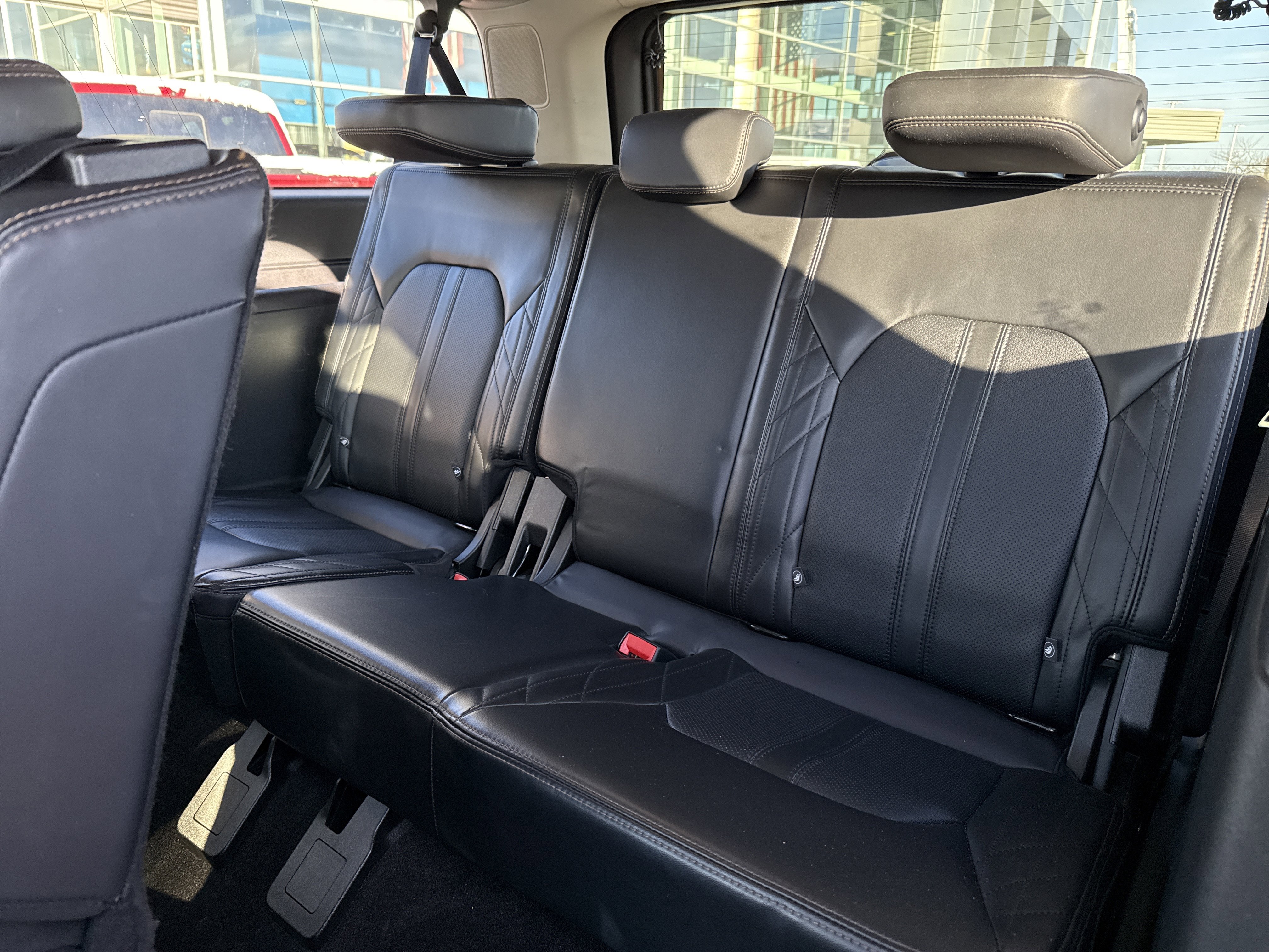 Certified 2021 Ford Expedition Max Platinum image 30