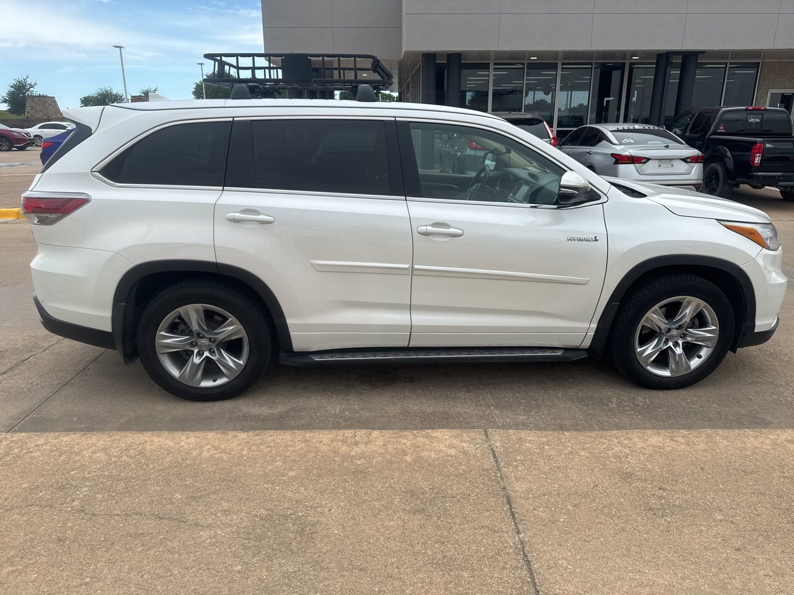 Used 2015 Toyota Highlander Limited Platinum AWD/4WD image 6