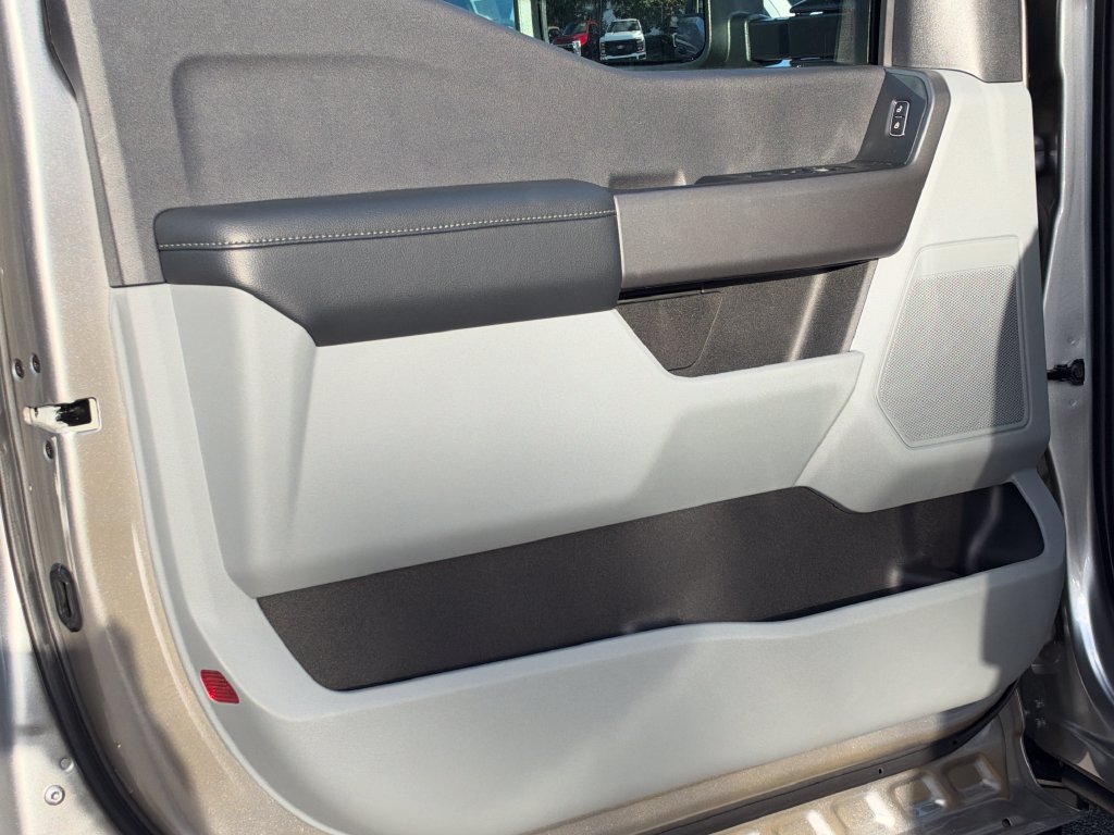 New 2027 Ford F250 XL w/ STX Appearance Package AWD/4WD image 18