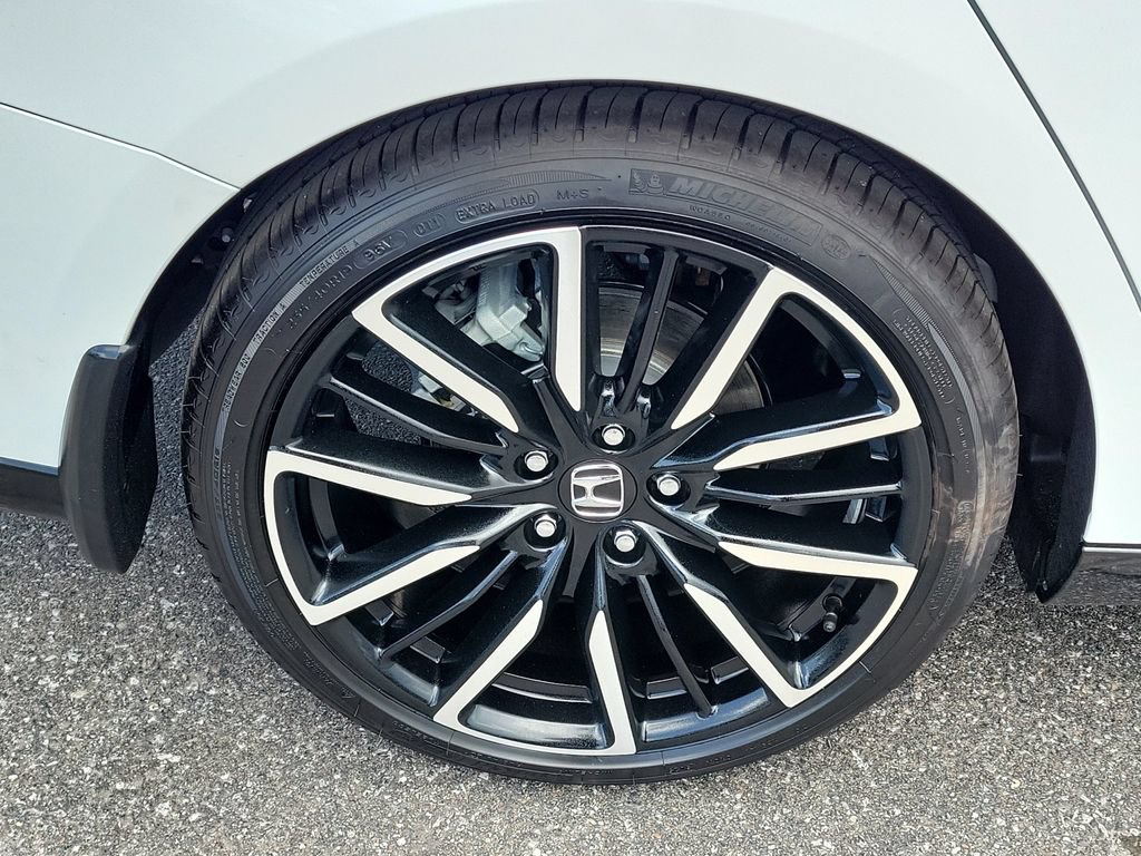 Used 2026 Honda Accord Touring image 7
